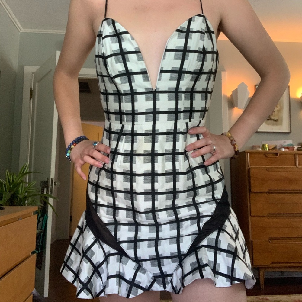 Super cute dress NBD size small